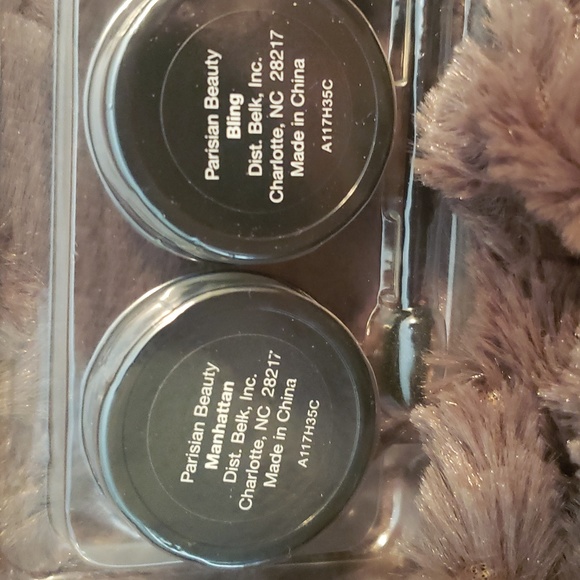 Parisian Eye shadow set - Picture 4 of 8